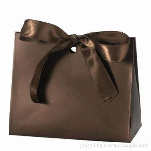 Cosmetic Box for Lip Gloss, Comes in Purse Shape